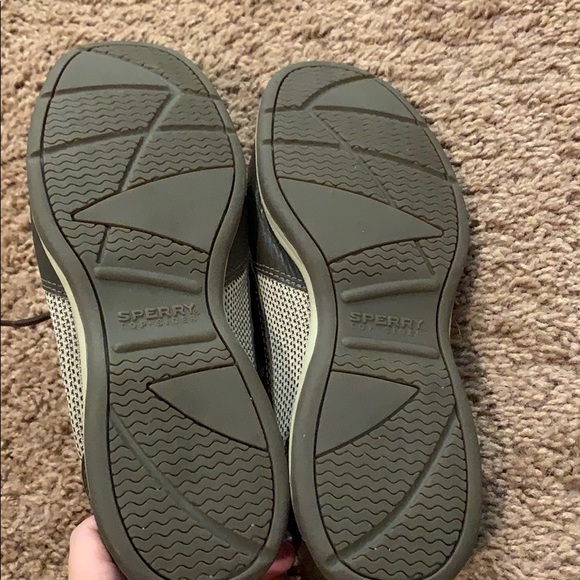 Sperry - Picture 2 of 2